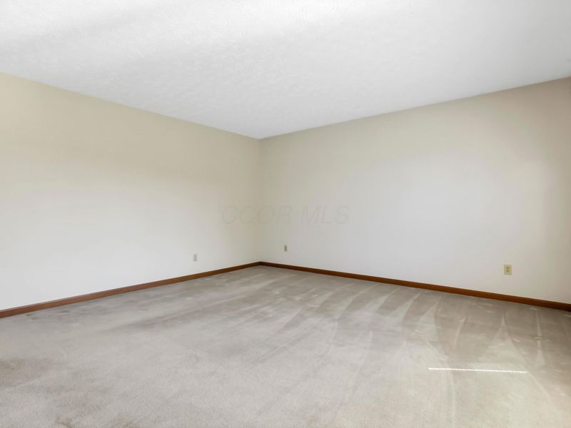 3023 Valley View Road NE, Lancaster, OH 43130 Photo 10
