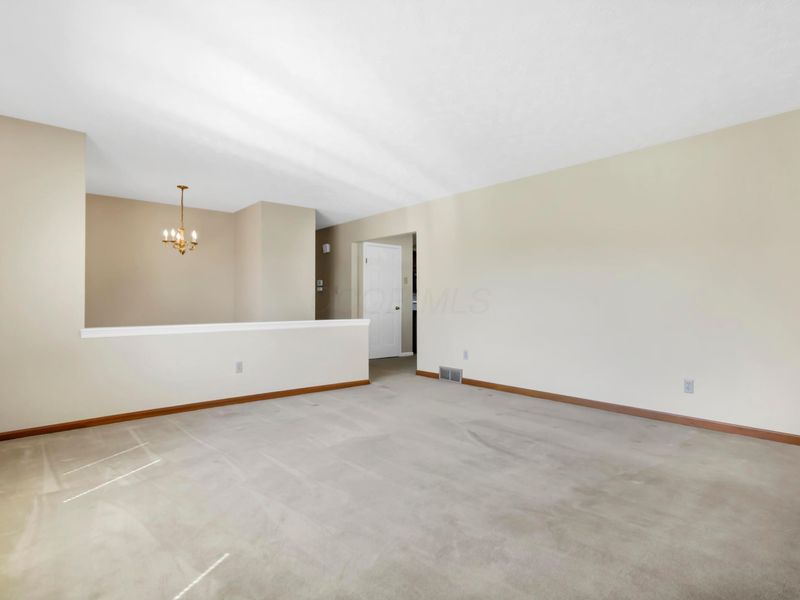3023 Valley View Road NE, Lancaster, OH 43130 Photo 11
