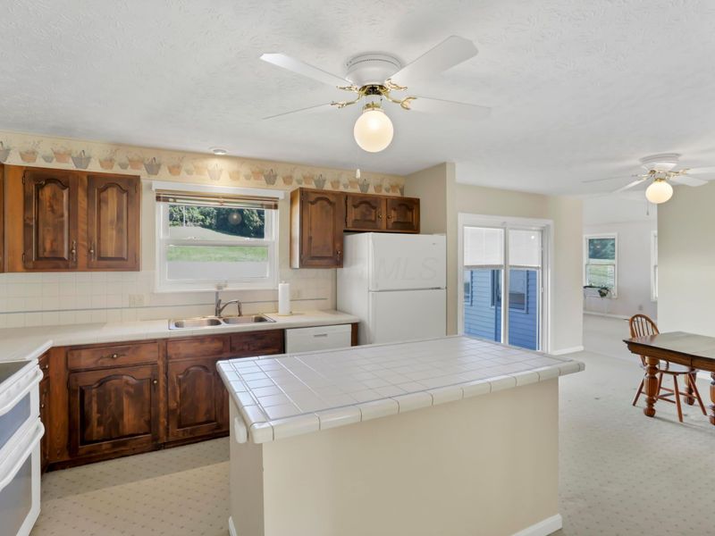 3023 Valley View Road NE, Lancaster, OH 43130 Photo 13