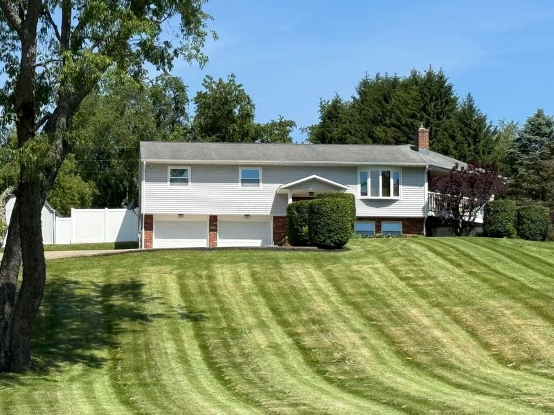 3023 Valley View Road NE, Lancaster, OH 43130 Photo 3