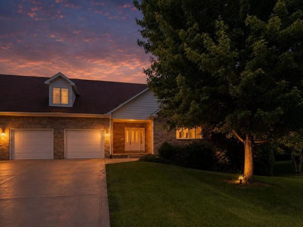1761 Walnut Trace, Greenfield, IN 46140