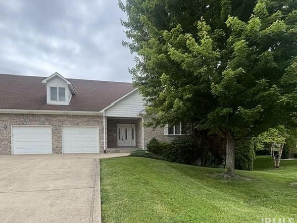 1761 Walnut Trace, Greenfield, IN 46140