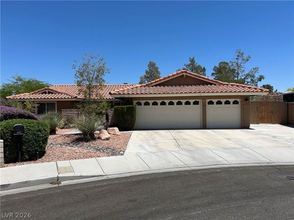8320 W Eddy Stone Drive , Las Vegas, NV 89117