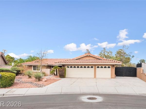 8320 W Eddy Stone Drive, Las Vegas, NV 89117