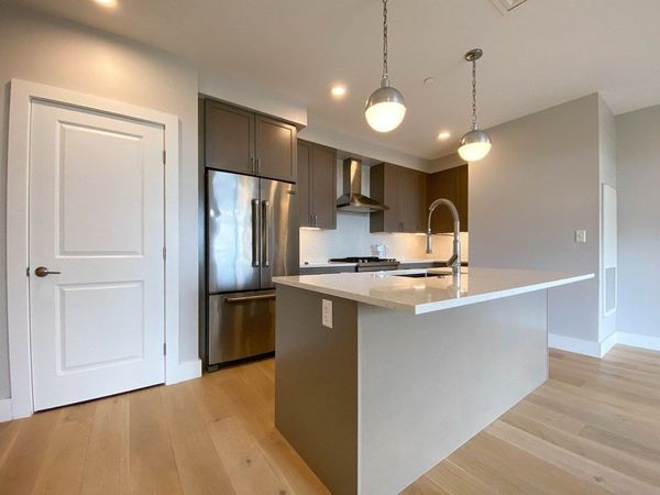 1650 Commonwealth Ave, Unit 404, Boston, MA 02135