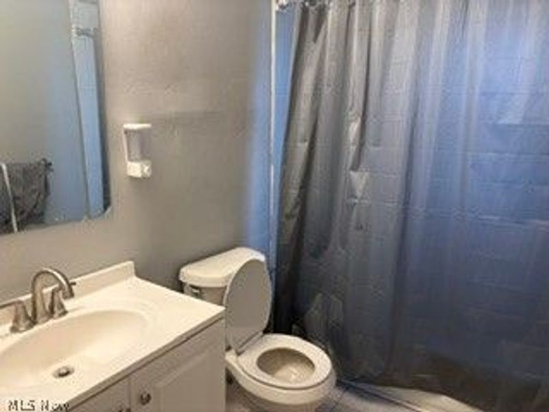 2656 E 115 Street, Cleveland, OH 44104 Photo 6