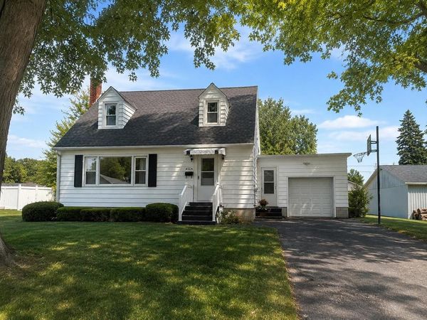 182 S SWETTING STREET, Berlin, WI 54923