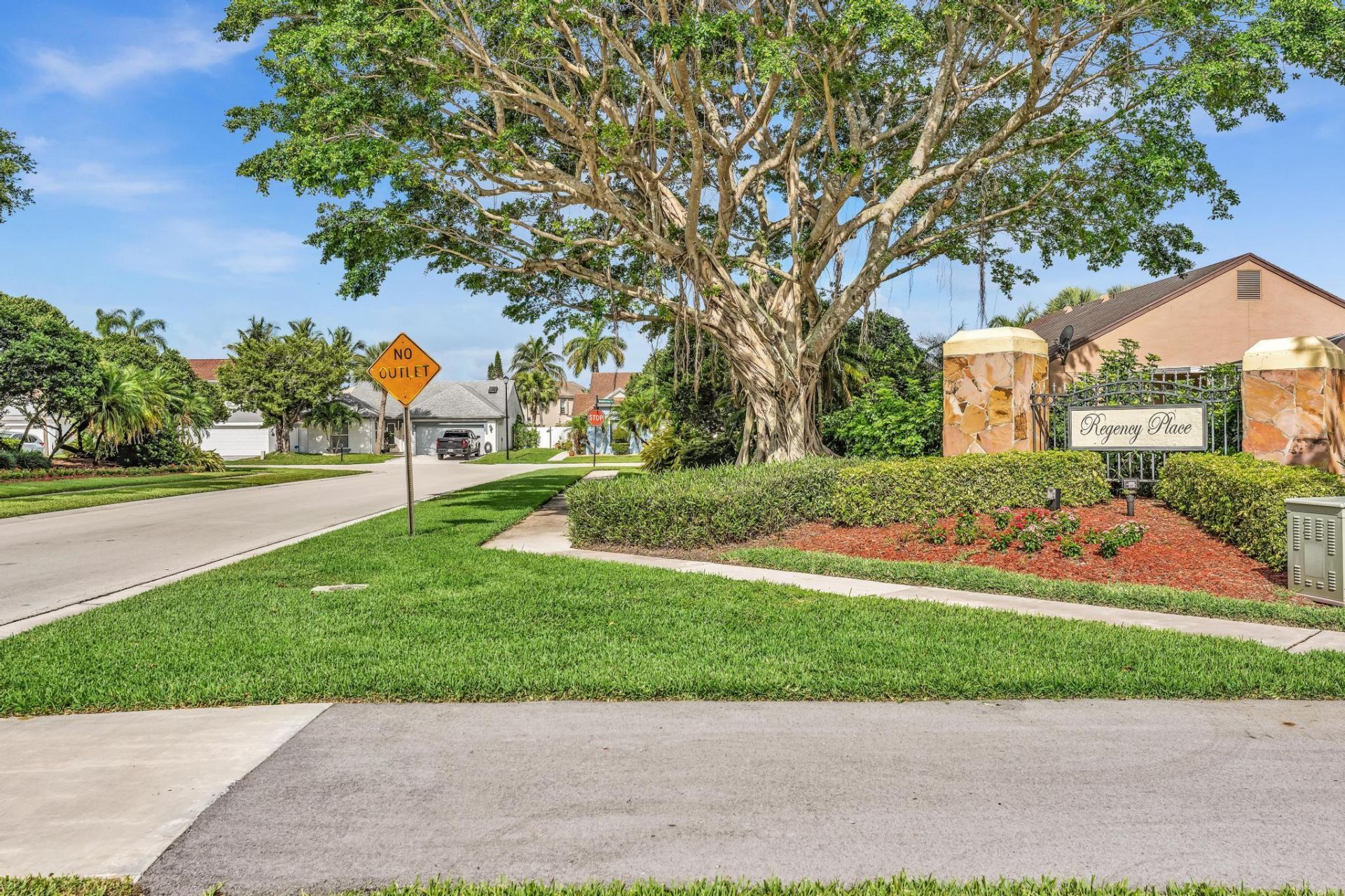 22492 Middletown Drive, Boca Raton, FL 33428 Photo