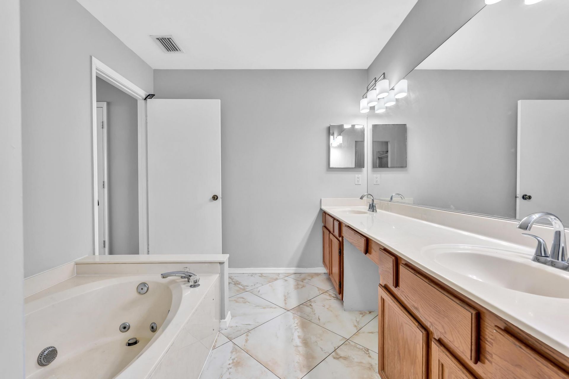 22492 Middletown Drive, Boca Raton, FL 33428 Photo