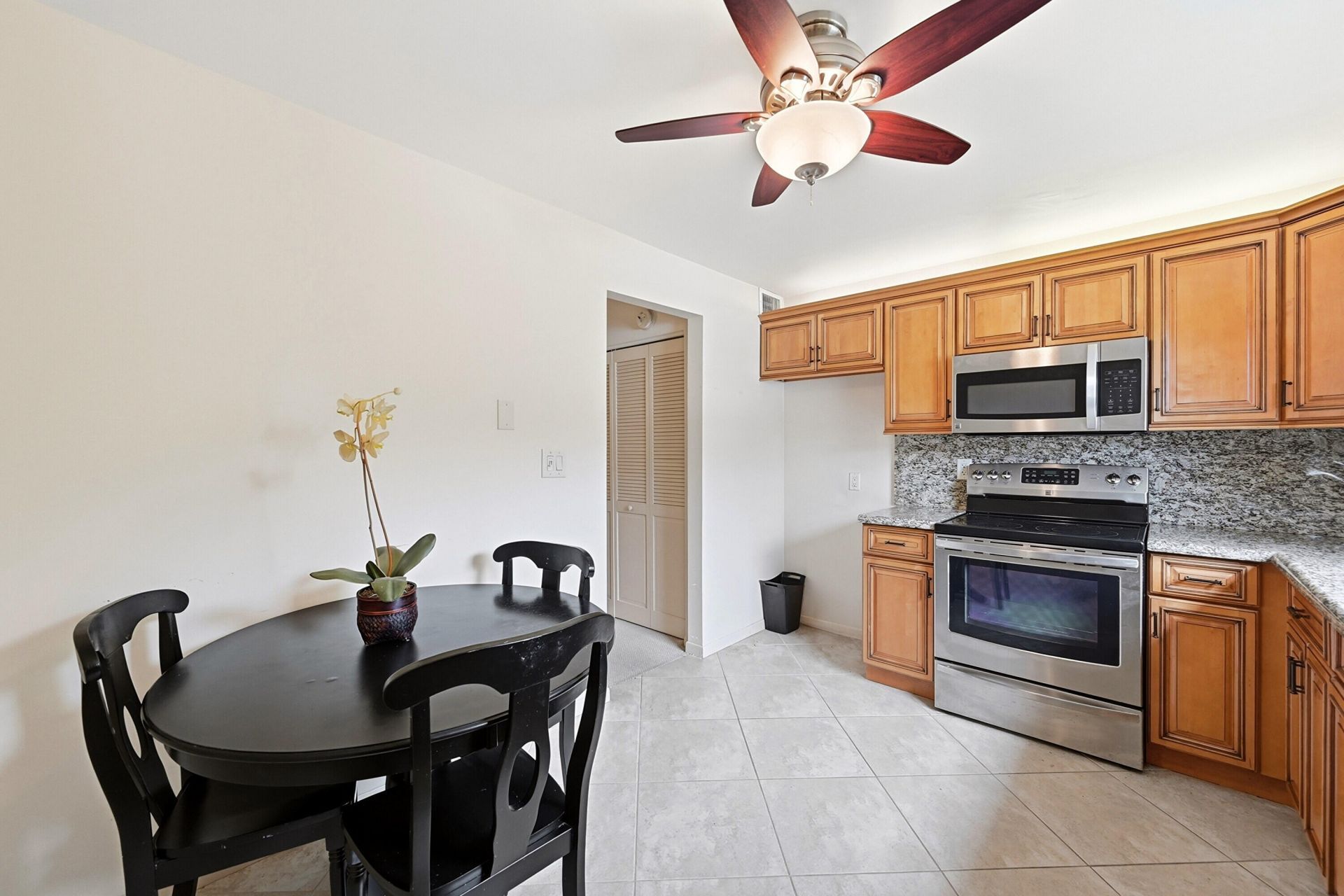 1975 SE 3rd Street, Unit 203, Deerfield Beach, FL 33441 Photo