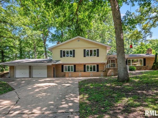6813 S STEPHENSON Lane, Springfield, IL 62707