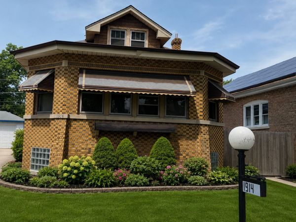 1914 S 19th Avenue , Maywood, IL 60153