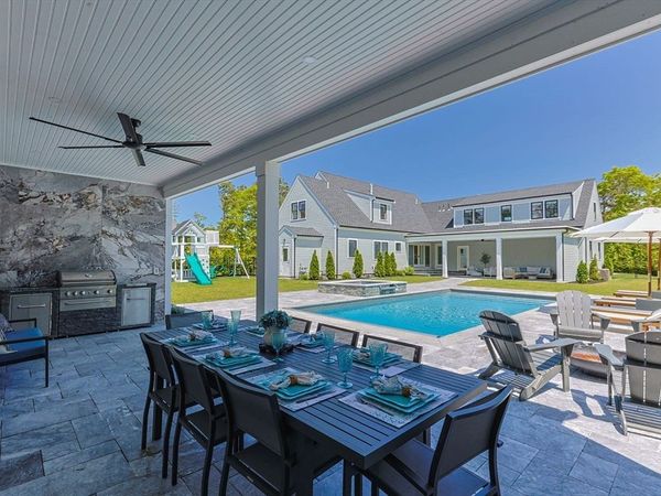 83 Sisters Cir, Yarmouth, MA 02675
