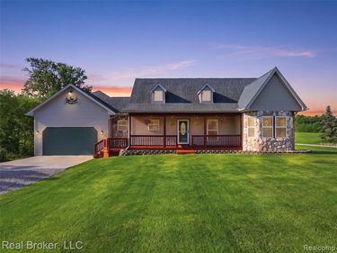 7271 Ray Road, Argentine Twp, MI 48473