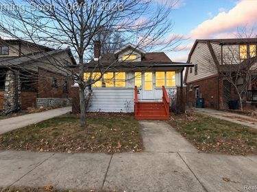 265 E Lewiston Avenue, Ferndale, MI 48220