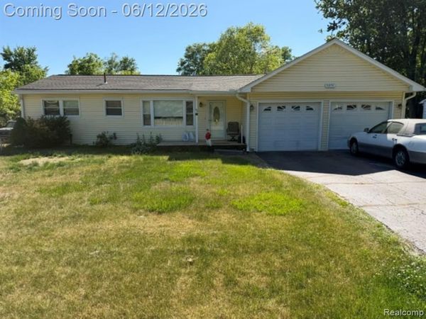53151 Fairchild Road, Chesterfield Twp, MI 48051