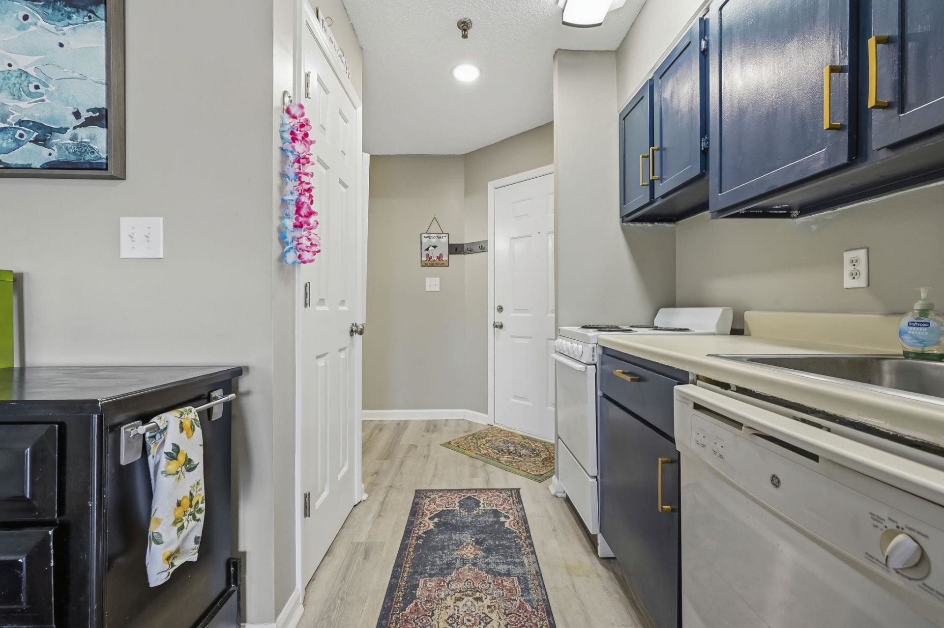 1100 Possum Trot Rd.  Photo 9