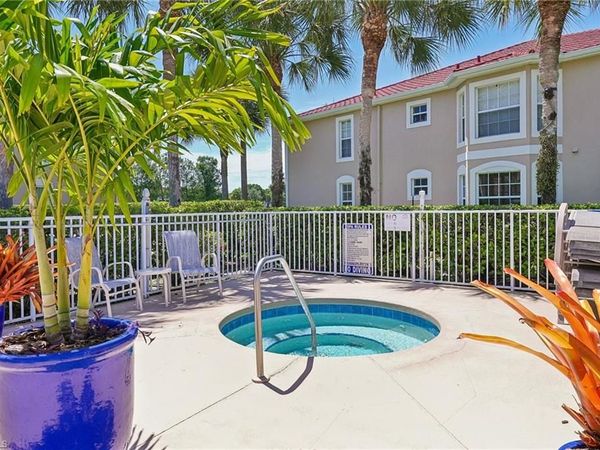 2810 Cypress Trace CIR, Unit 2112, NAPLES, FL 34119