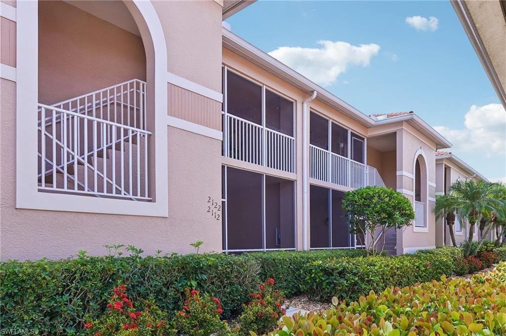 2810 Cypress Trace Cir, Unit 2112, Naples, FL 34119 Photo