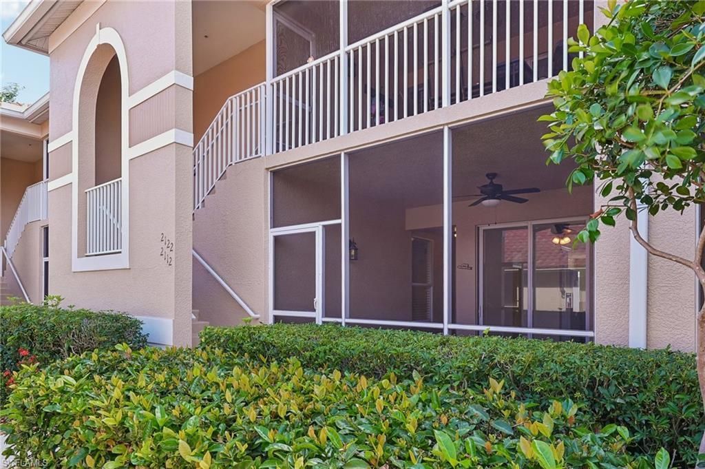 2810 Cypress Trace Cir, Unit 2112, Naples, FL 34119 Photo