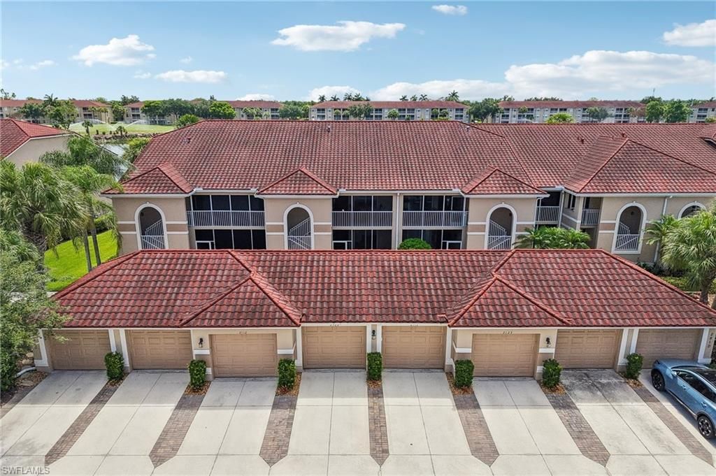 2810 Cypress Trace Cir, Unit 2112, Naples, FL 34119 Photo