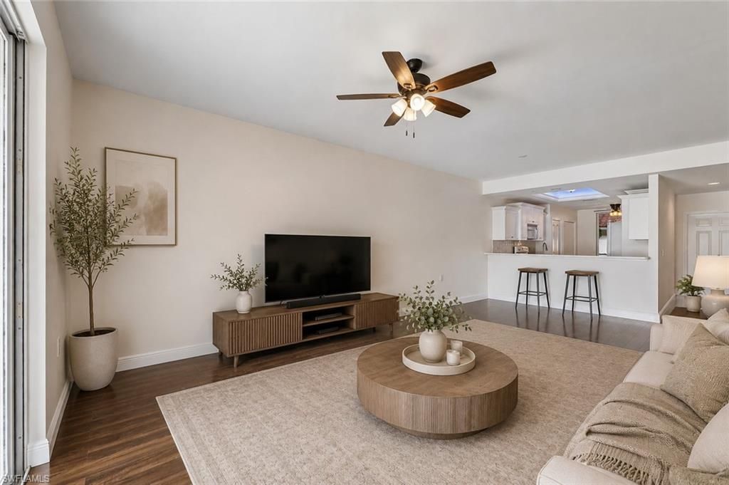 2810 Cypress Trace Cir, Unit 2112, Naples, FL 34119 Photo