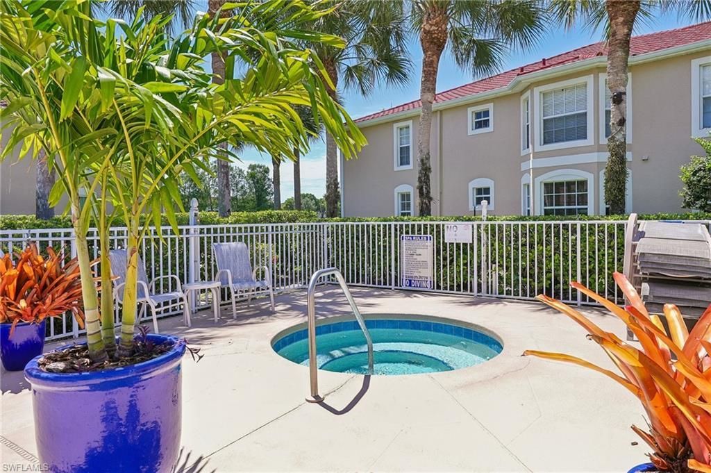 2810 Cypress Trace Cir, Unit 2112, Naples, FL 34119 Photo