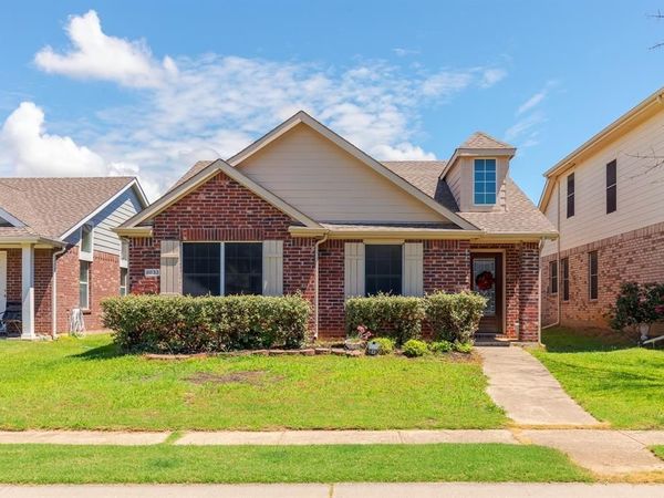 8833 Wayne Street, Cross Roads, TX 76227