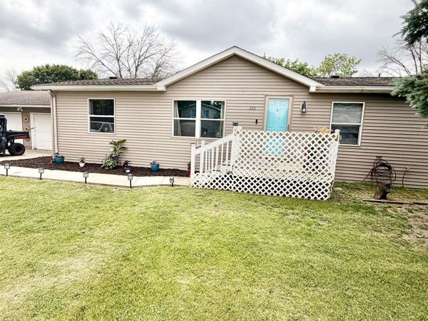 215 Church Street, Manly, IA 50456