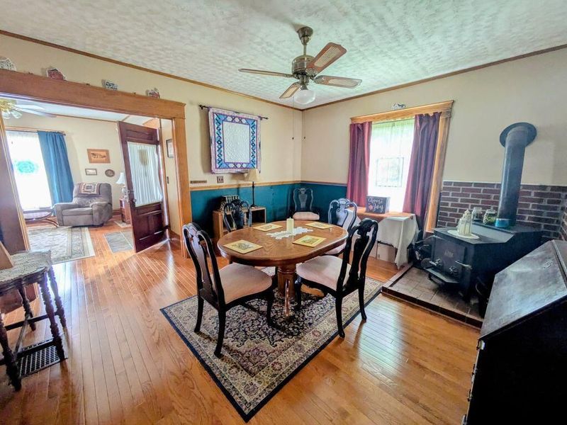 229 W Main Street, Alexandria, OH 43001 Photo 6
