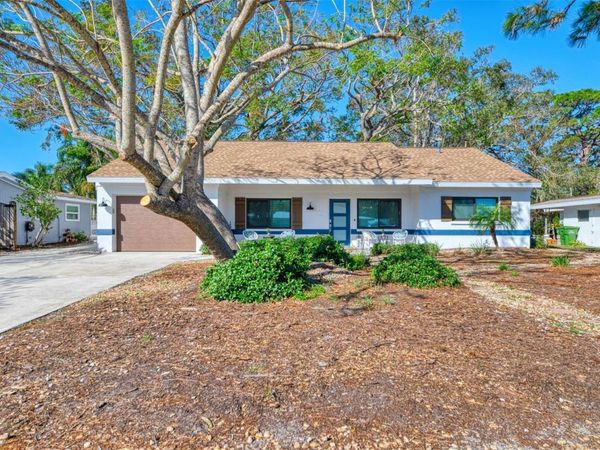 2120 CRAFT LANE , SARASOTA, FL 34239