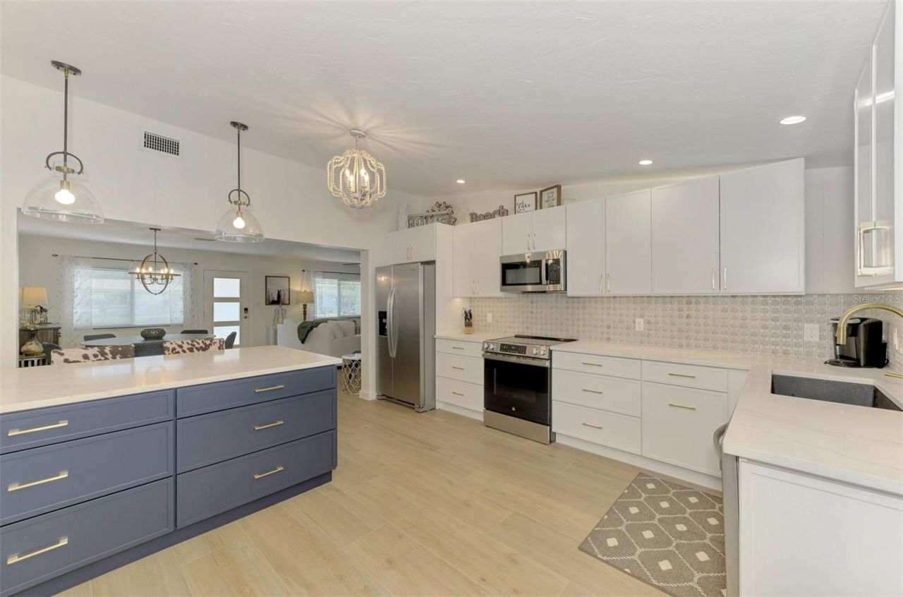 2120 Craft Lane , Sarasota, FL 34239 Photo