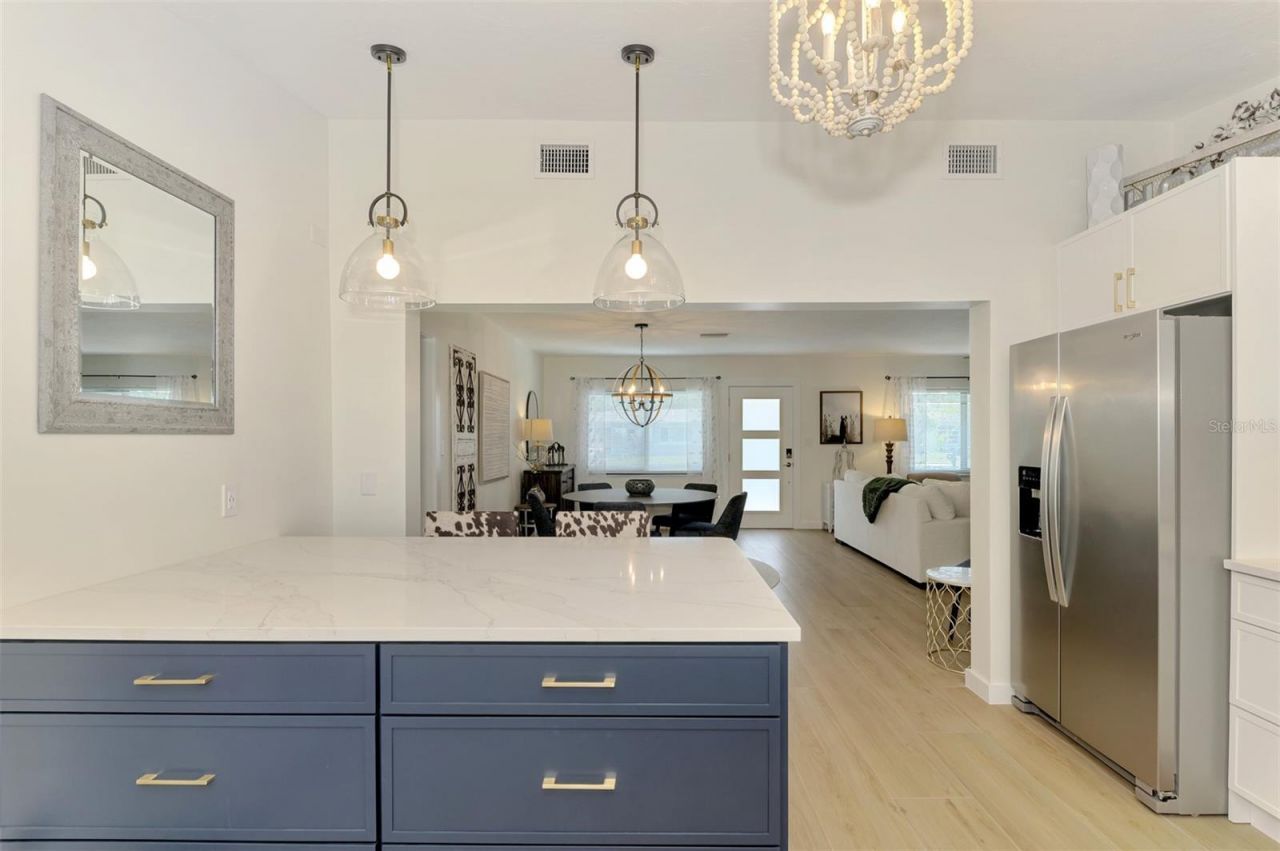 2120 Craft Lane , Sarasota, FL 34239 Photo