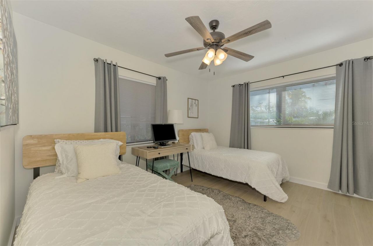 2120 Craft Lane , Sarasota, FL 34239 Photo