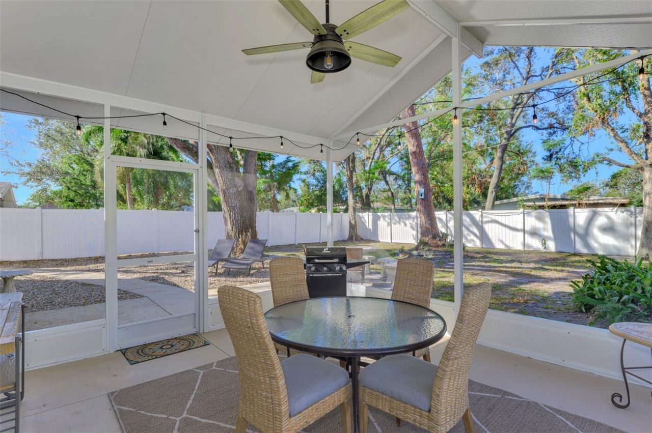 2120 Craft Lane , Sarasota, FL 34239 Photo