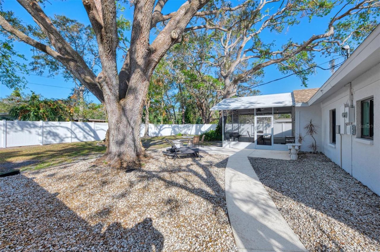 2120 Craft Lane , Sarasota, FL 34239 Photo