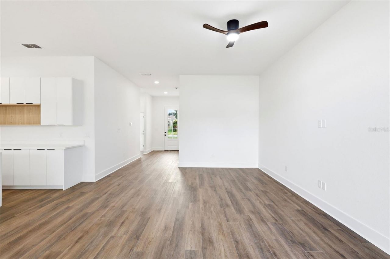 162 W Romany Loop, Beverly Hills, FL 34465 Photo