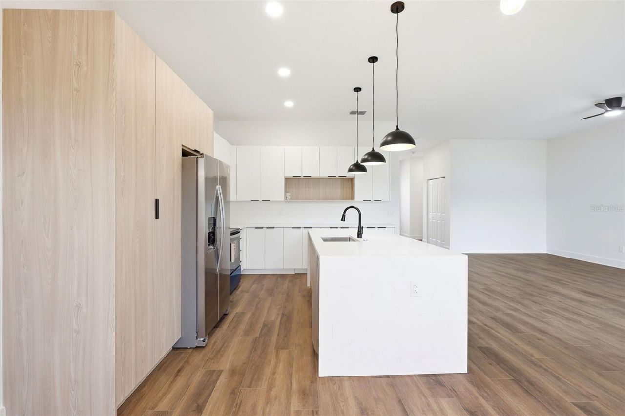 162 W Romany Loop, Beverly Hills, FL 34465 Photo