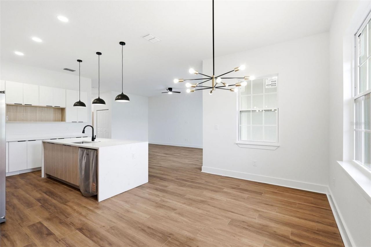 162 W Romany Loop, Beverly Hills, FL 34465 Photo