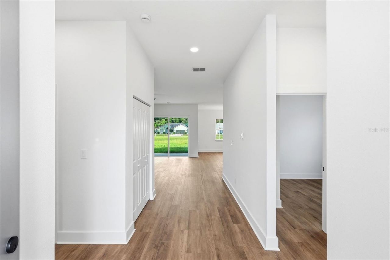 162 W Romany Loop, Beverly Hills, FL 34465 Photo