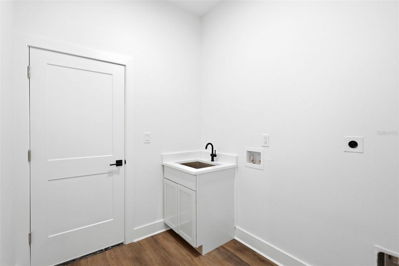 162 W Romany Loop, Beverly Hills, FL 34465 Photo