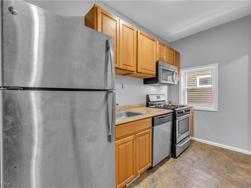 1873 W 47th Street, Unit 2/UP, Cleveland, OH 44102 Photo 11