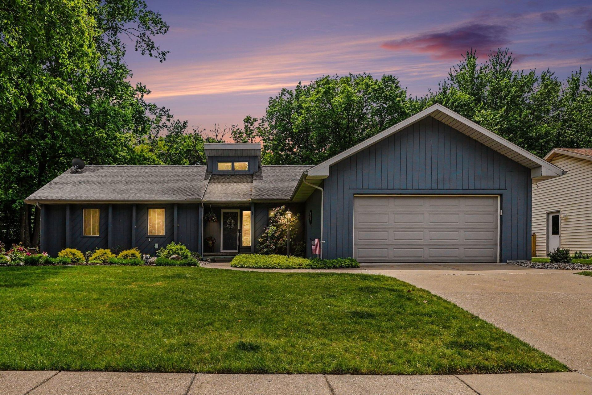 5649 Woodstock Drive, Lansing, MI 48917 Main Photo