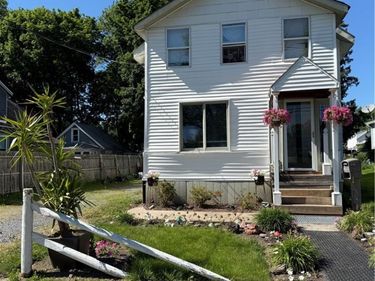 104 Garden City Drive , Syracuse, NY 13211