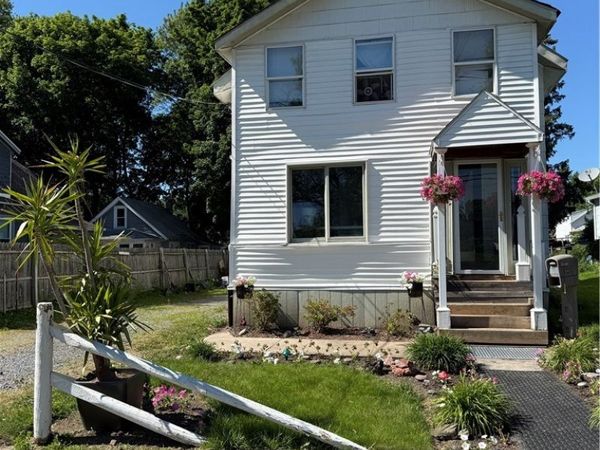 104 Garden City Drive , Syracuse, NY 13211