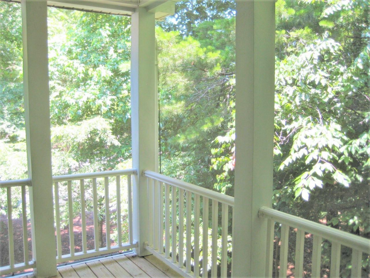 107 Pickering Lane Photo 13