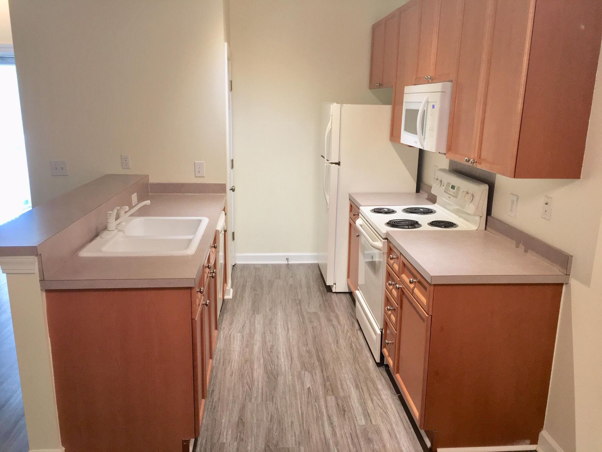 107 Pickering Lane Photo 4