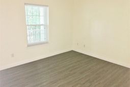 107 Pickering Lane photo 4