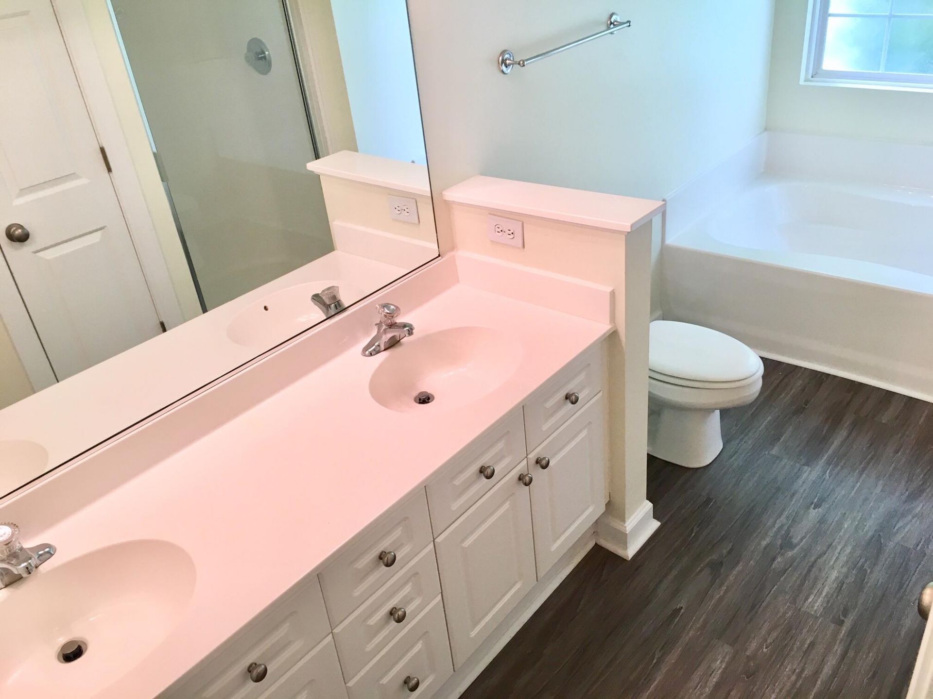 107 Pickering Lane Photo 8