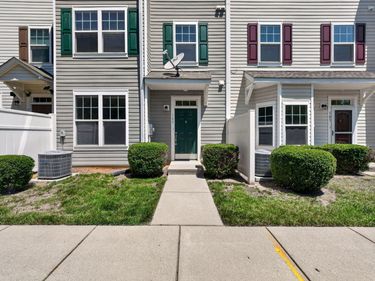 11100 Gwynn Oaks Drive, Unit 105, Raleigh, NC 27614